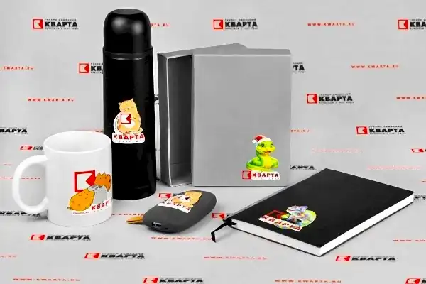 Теперь в нашей типографии доступна новая услуга - УФ-ДТФ-наклейки! Теперь в нашей типографии доступна новая услуга - УФ-ДТФ-наклейки!