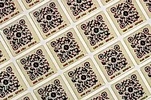 Наклейки EAC и QR код